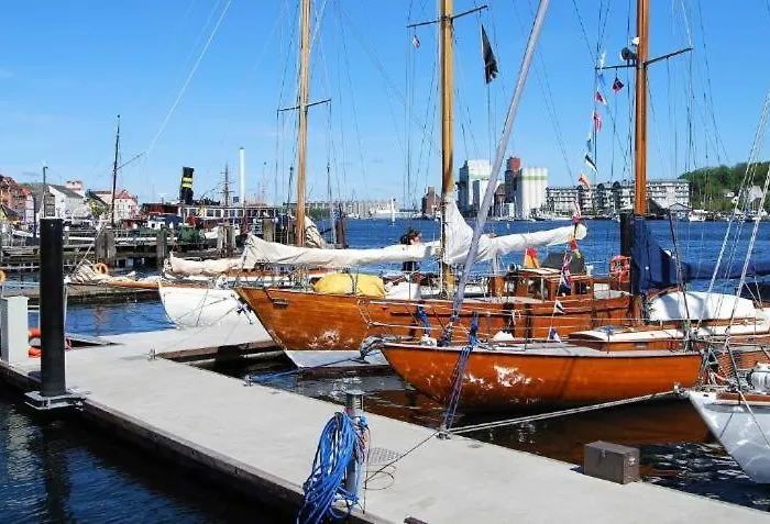 Haus Weitblick Lia Апартаменты Фленсбург